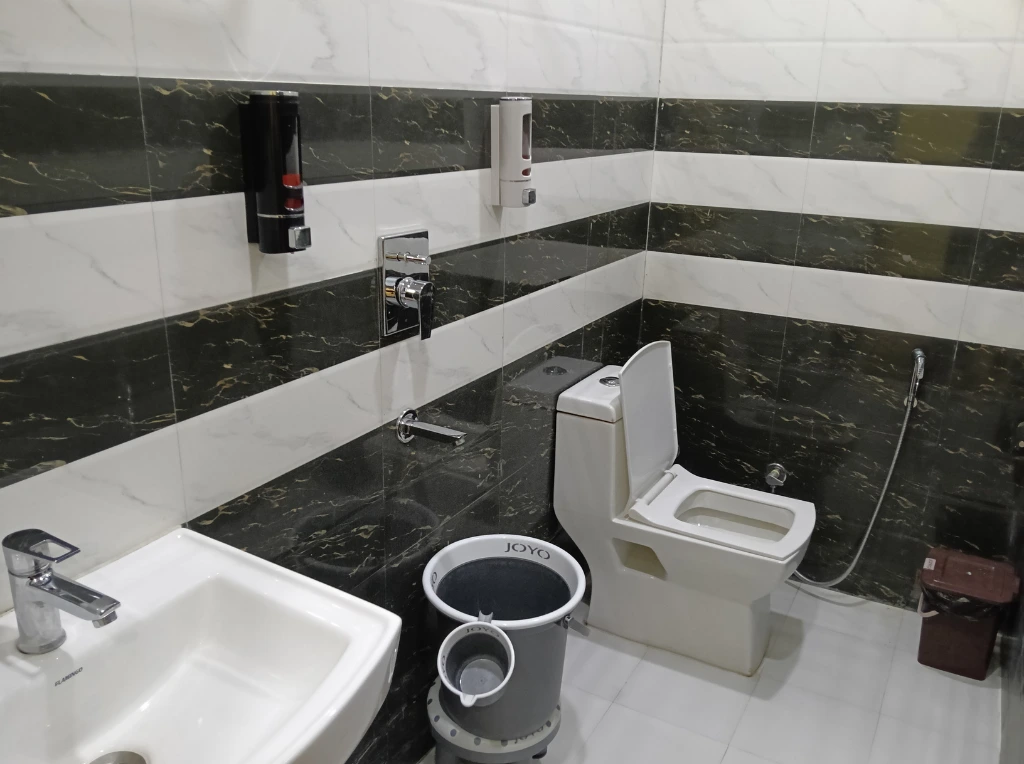 Bathroom of best luxury resort in Rishikesh